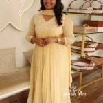 Mom Kurthi