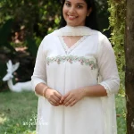 Moms Kurthi